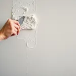 Jak kłaść tynk baranek? Praktyczny przewodnik krok po kroku
