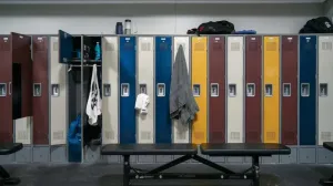 Nowoczesne szafki do szatni pracowniczej