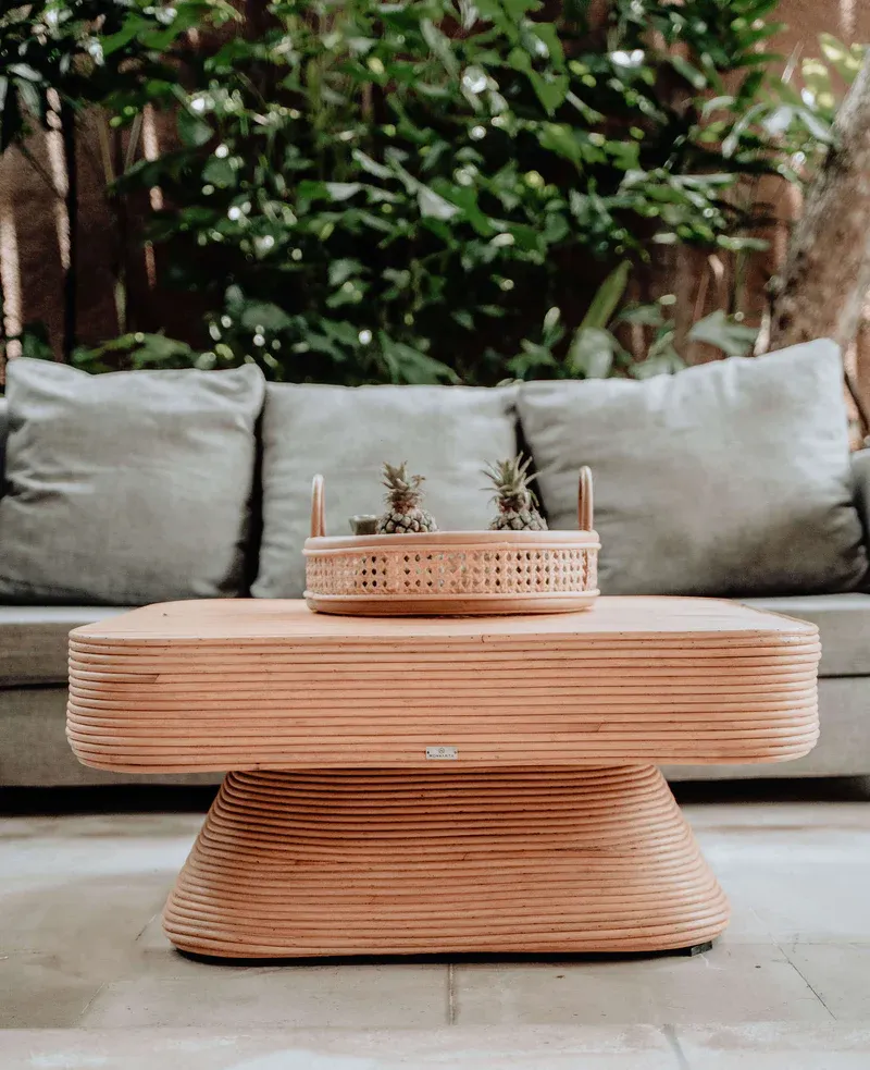 Rattanowe akcenty – naturalny urok w Twoim domu